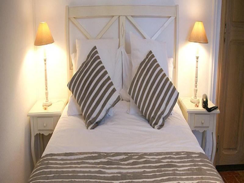 Hotel Logis Auberge Cote Jardin Lézignan-Corbières Zewnętrze zdjęcie