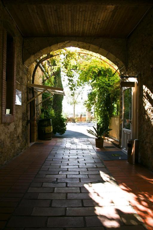 Hotel Logis Auberge Cote Jardin Lézignan-Corbières Zewnętrze zdjęcie