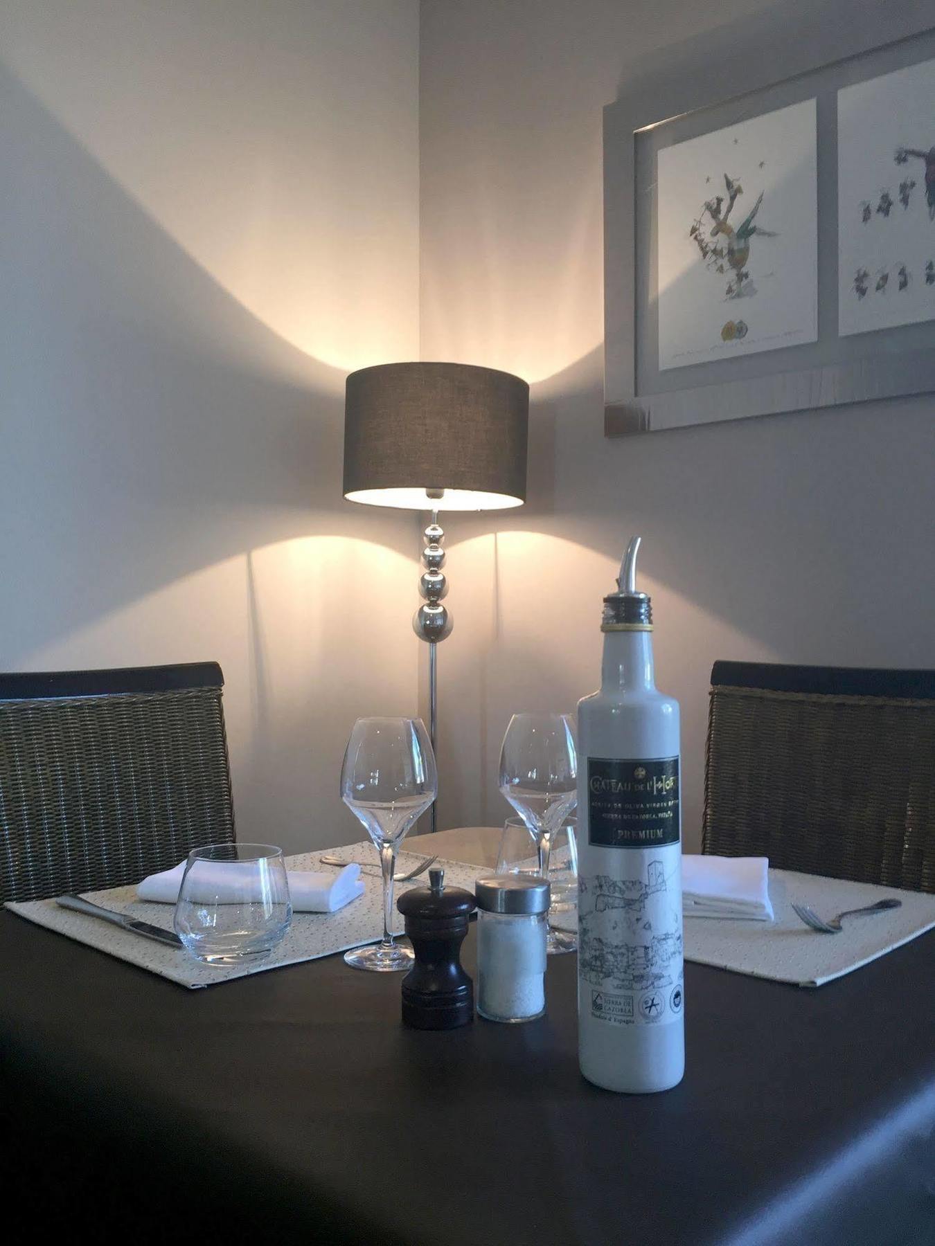 Hotel Logis Auberge Cote Jardin Lézignan-Corbières Zewnętrze zdjęcie